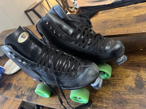 Used womens riedell black - womens-,